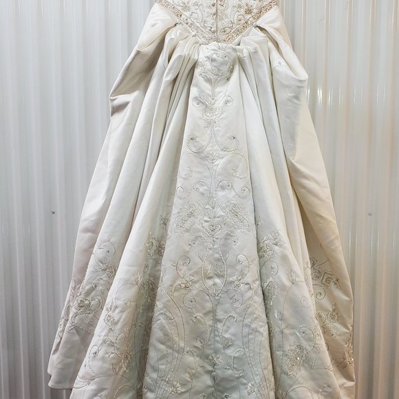 Ornate Allure Corset Dress - Picture 4 of 16